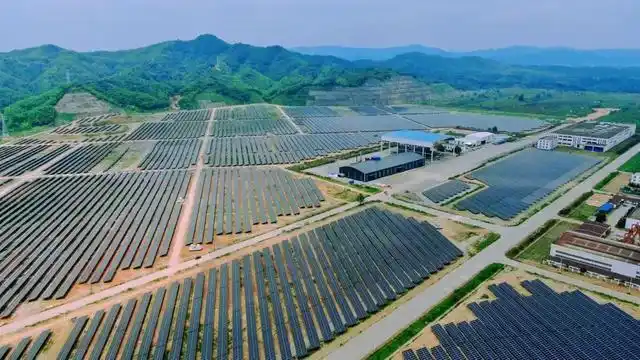 中核汇能湖南公司桃江县汇荷 60MW 光伏发电项目顺利通过档案预验收